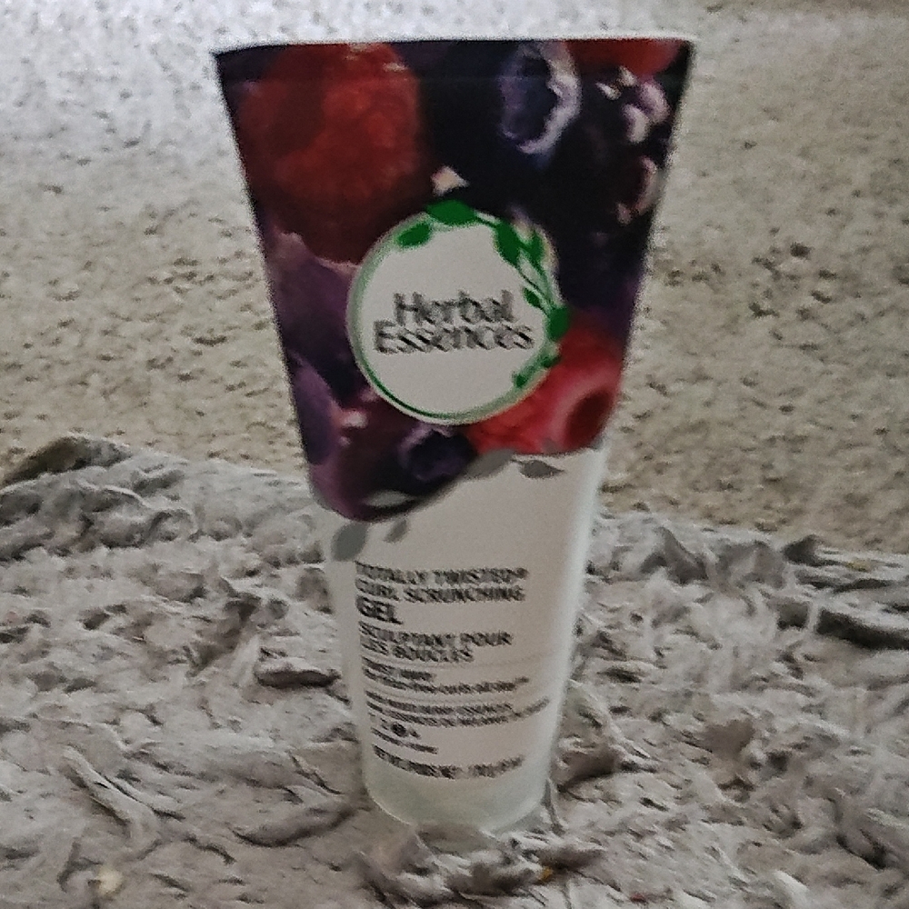 Herbal Essences Curl Scrunching Gel